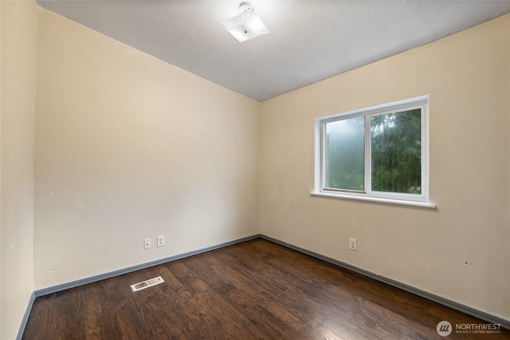 8341 Daphne Ct Se Property Photo 22