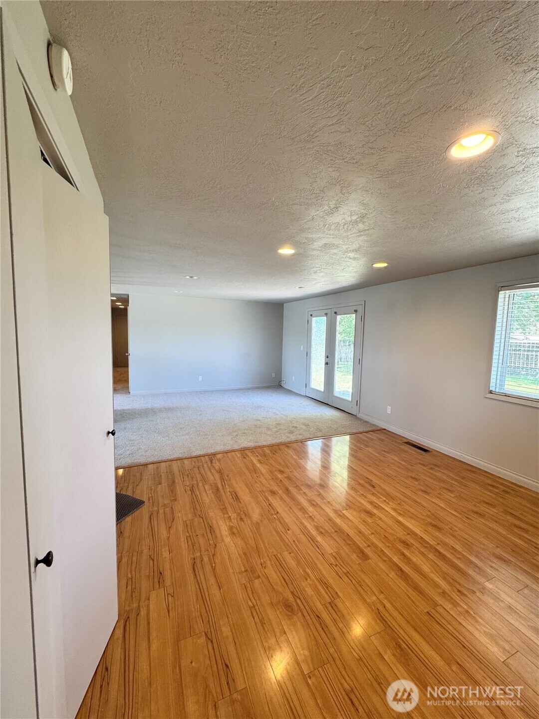 915 E Elsinore Street Property Photo 14