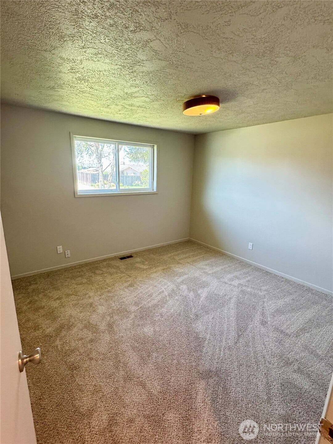 915 E Elsinore Street Property Photo 29