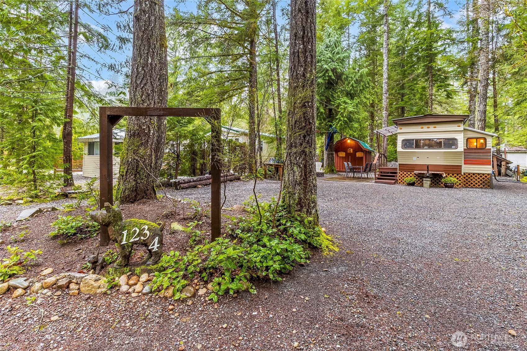 123 4 Drial Loop Property Photo 1