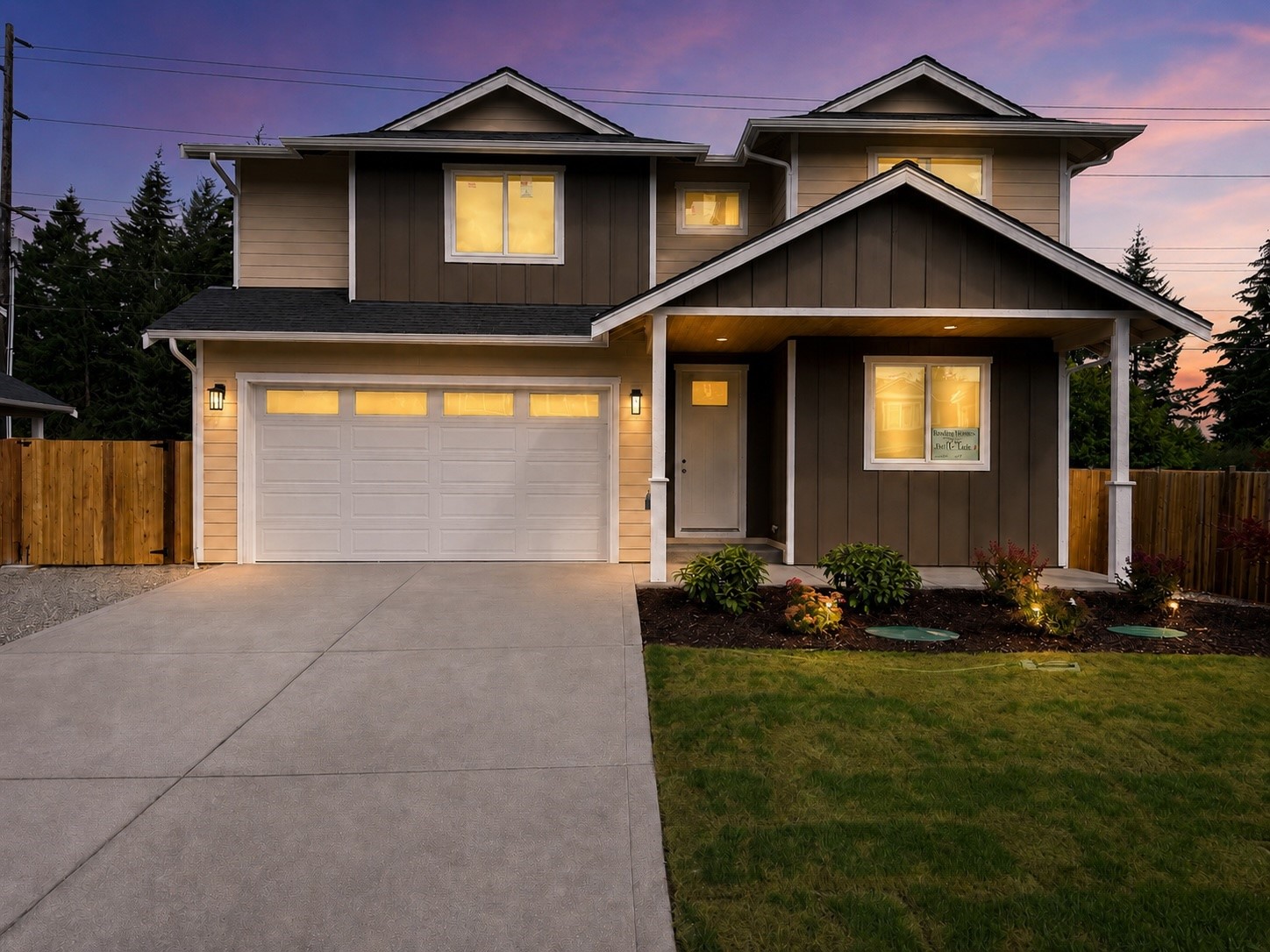 15106 Carter Loop SE Property Photo 1