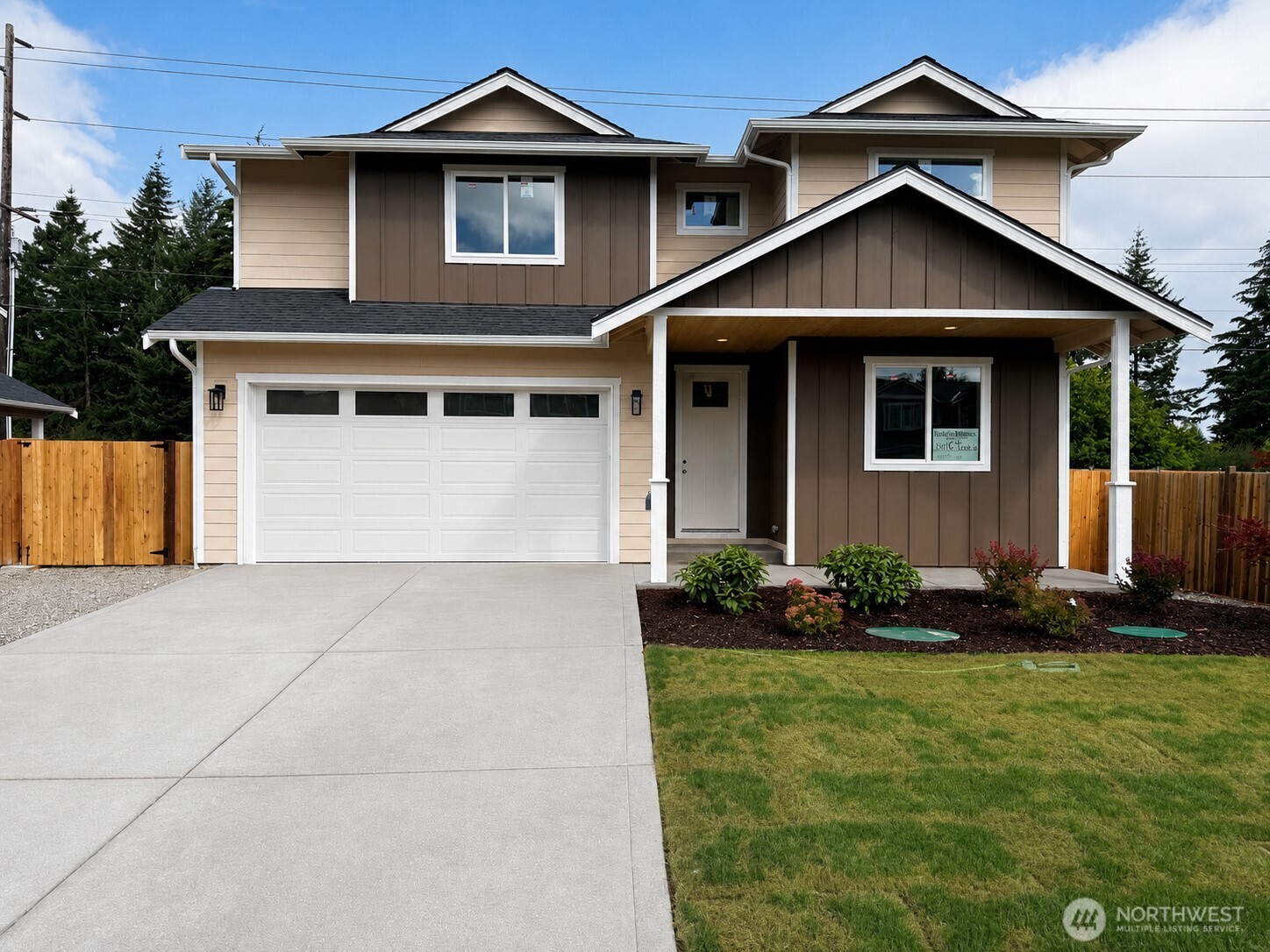 15106 Carter Loop Se Property Photo 2