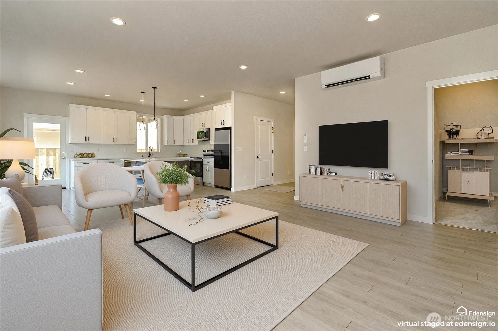 15106 Carter Loop Se Property Photo 6