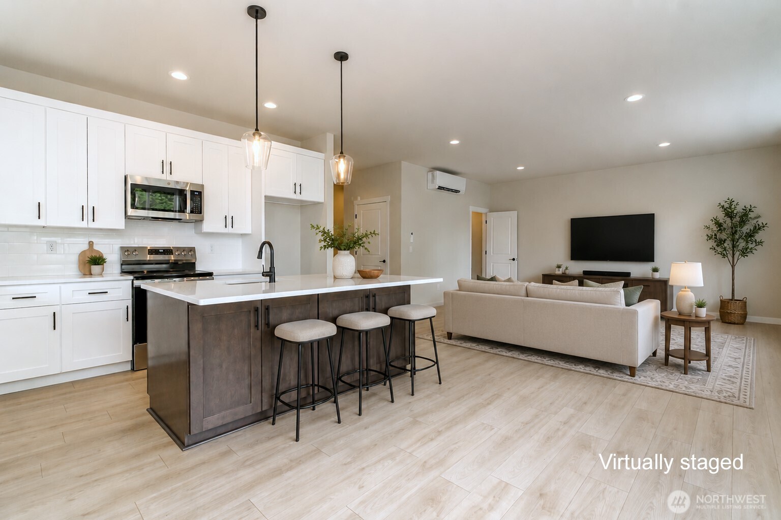 15106 Carter Loop Se Property Photo 7