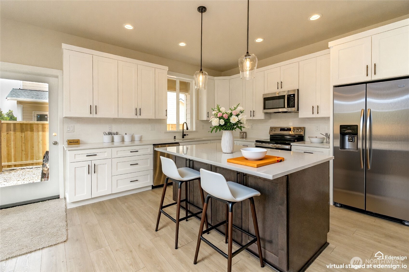 15106 Carter Loop Se Property Photo 8