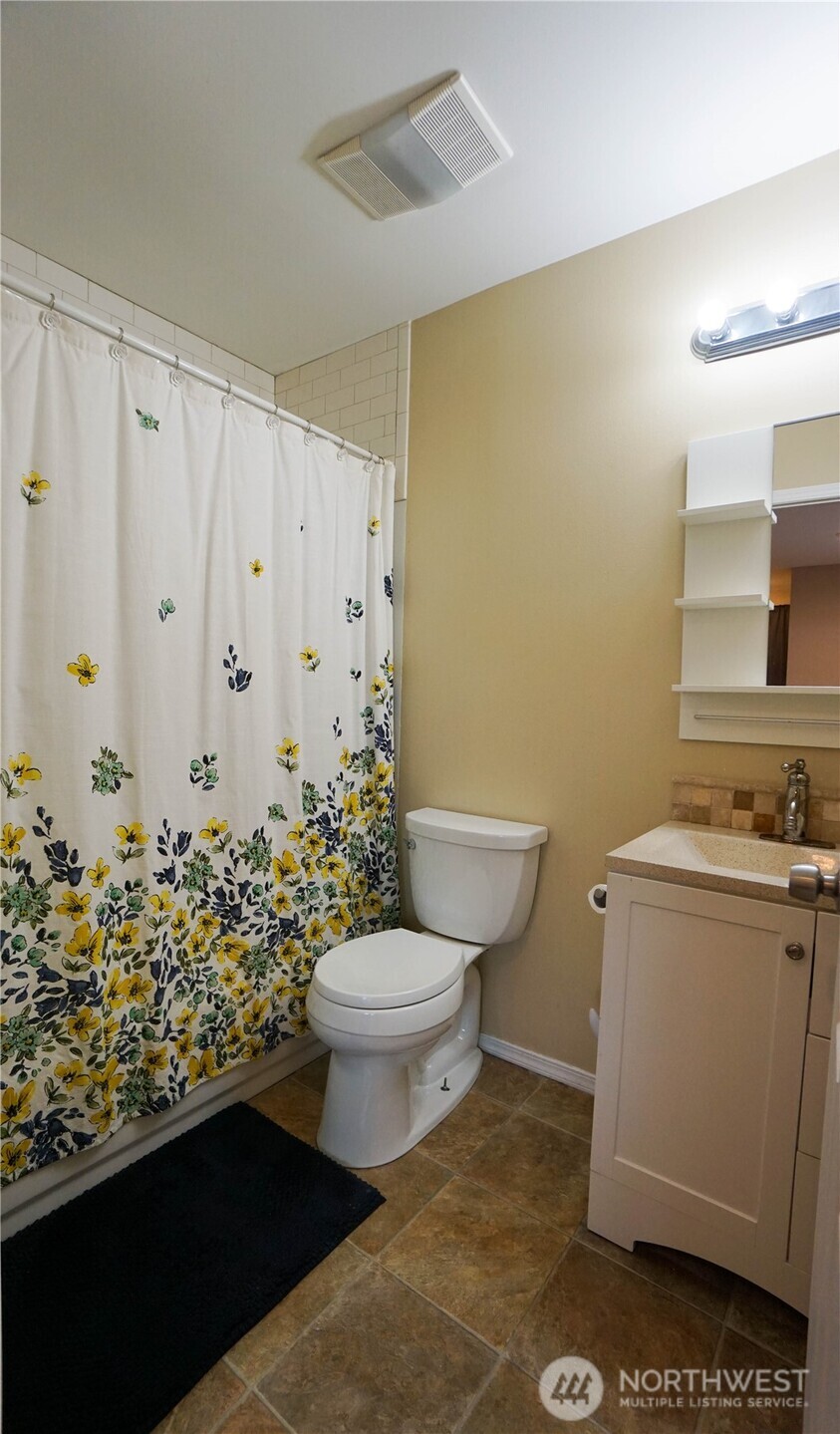 14948 6th Avenue Property Photo 11