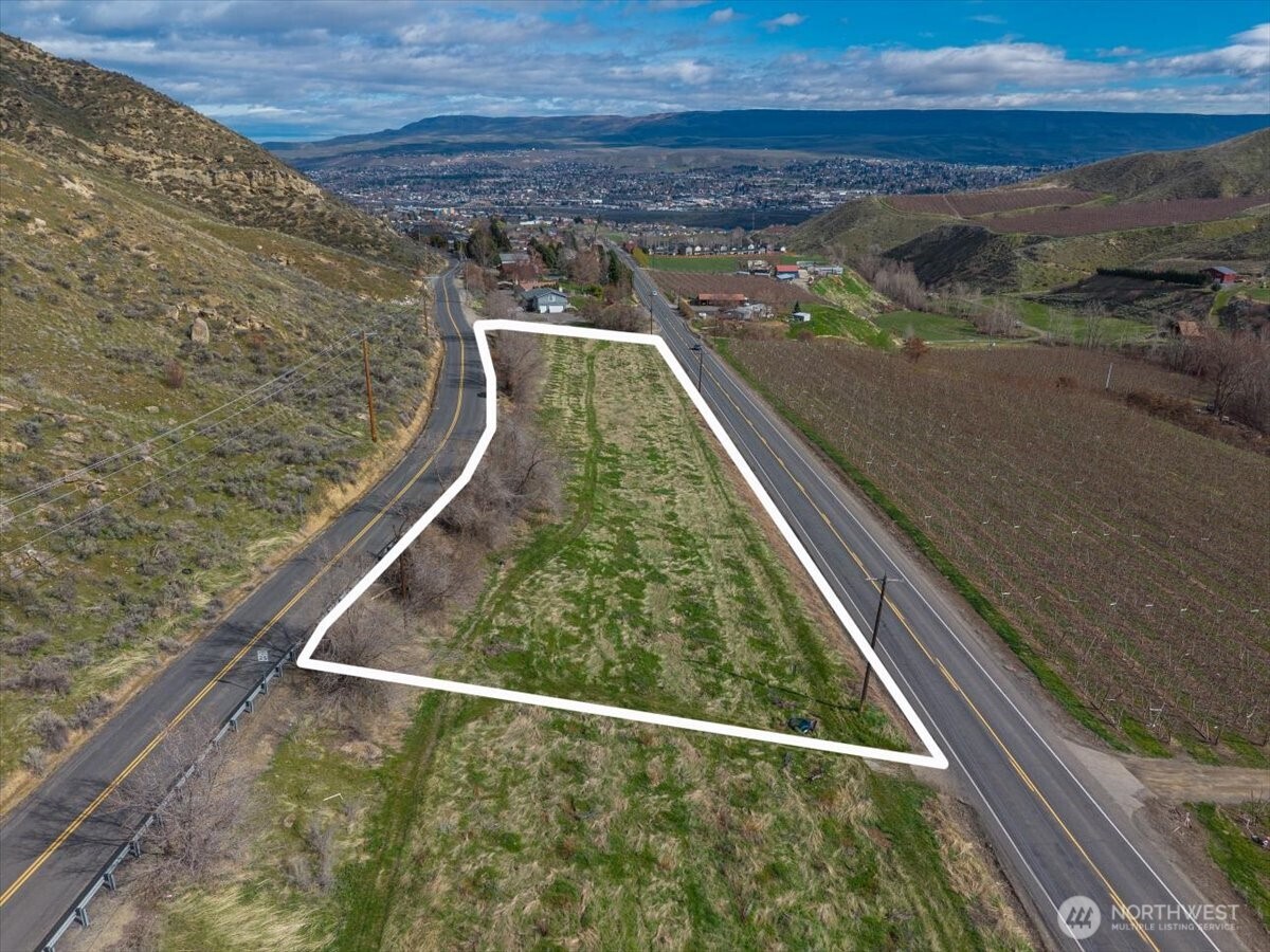 11 Methow Street Property Photo 2