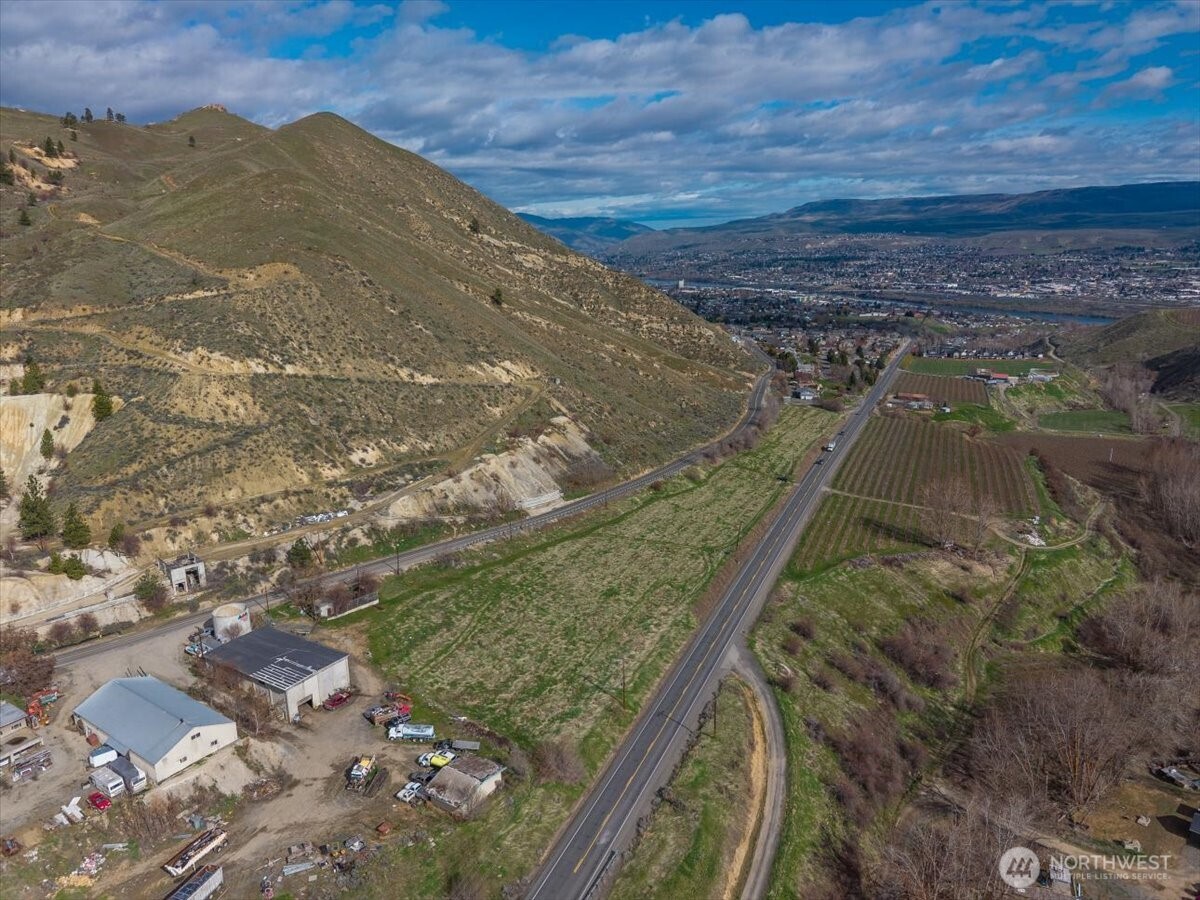 11 Methow Street Property Photo 3