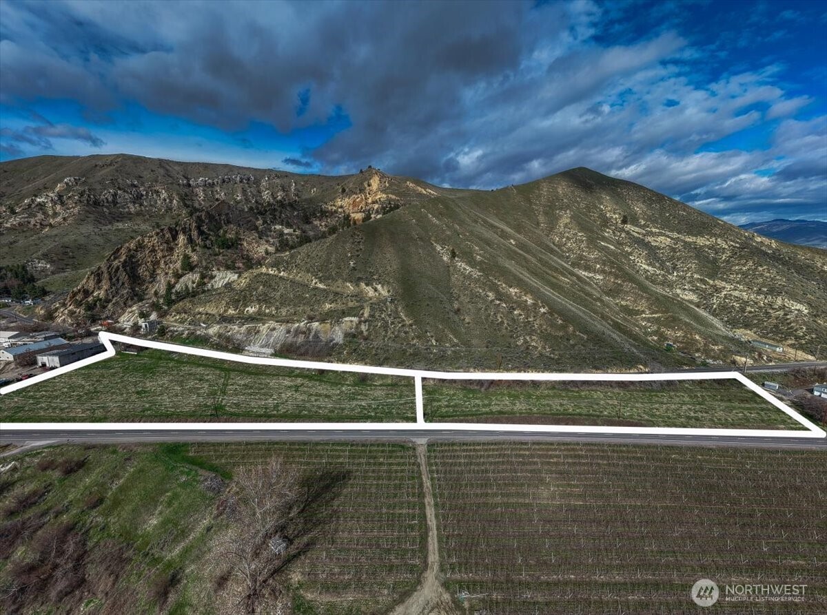 11 Methow Street Property Photo 6