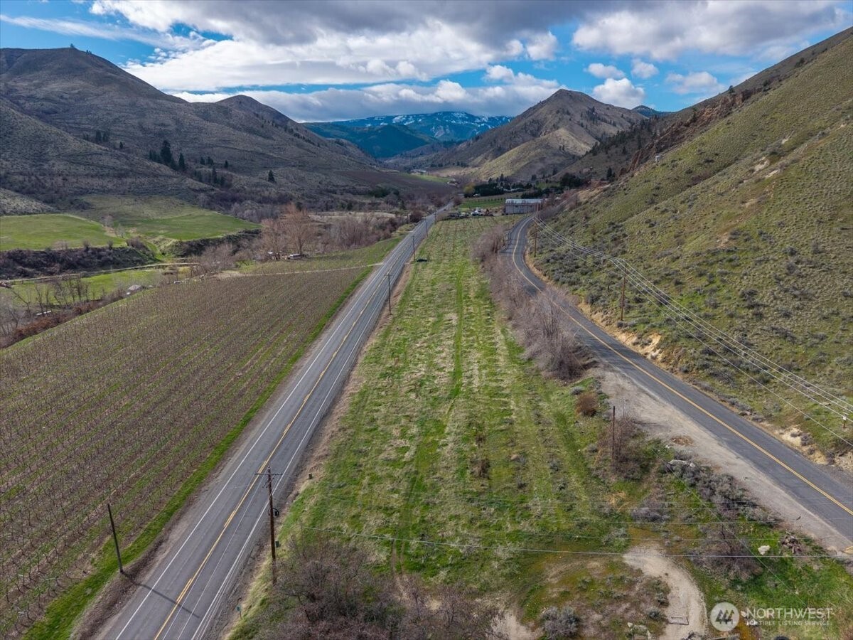 11 Methow Street Property Photo 8