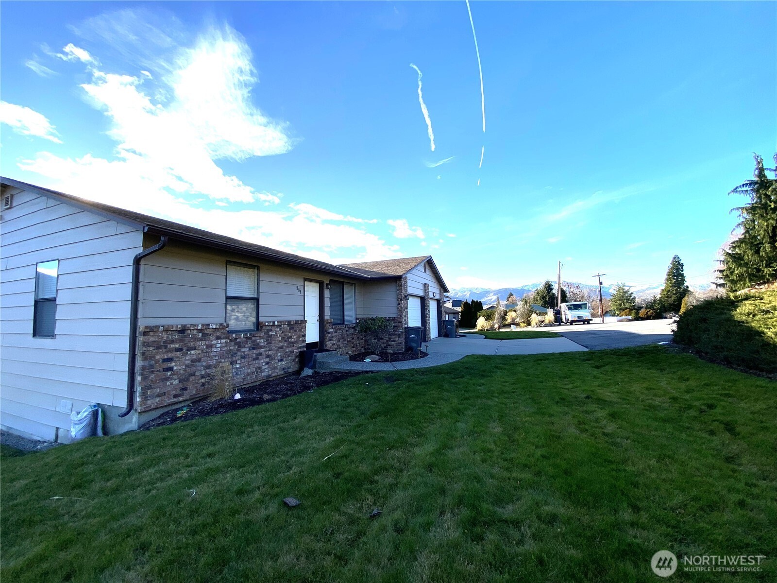 986 Highline Drive Property Photo 31