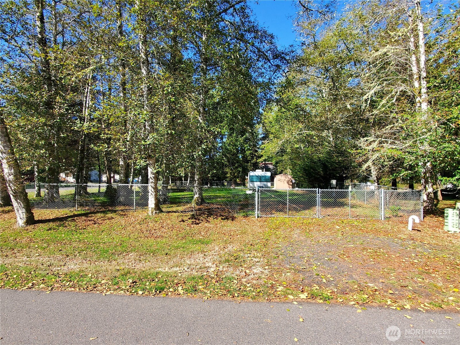 999 Gunderson Avenue Property Photo 10