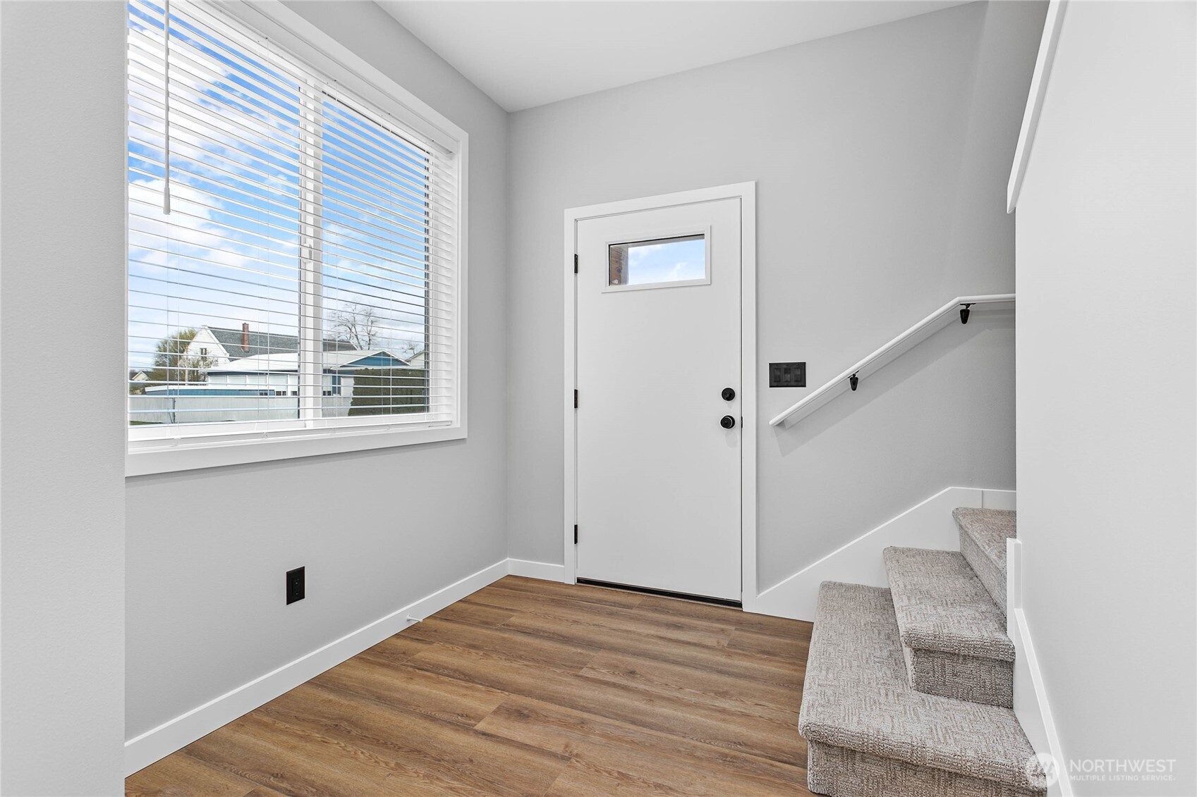 110 Baker Street A & B Property Photo 4