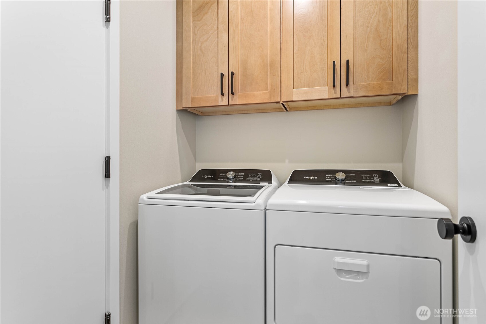 110 Baker Street A & B Property Photo 8