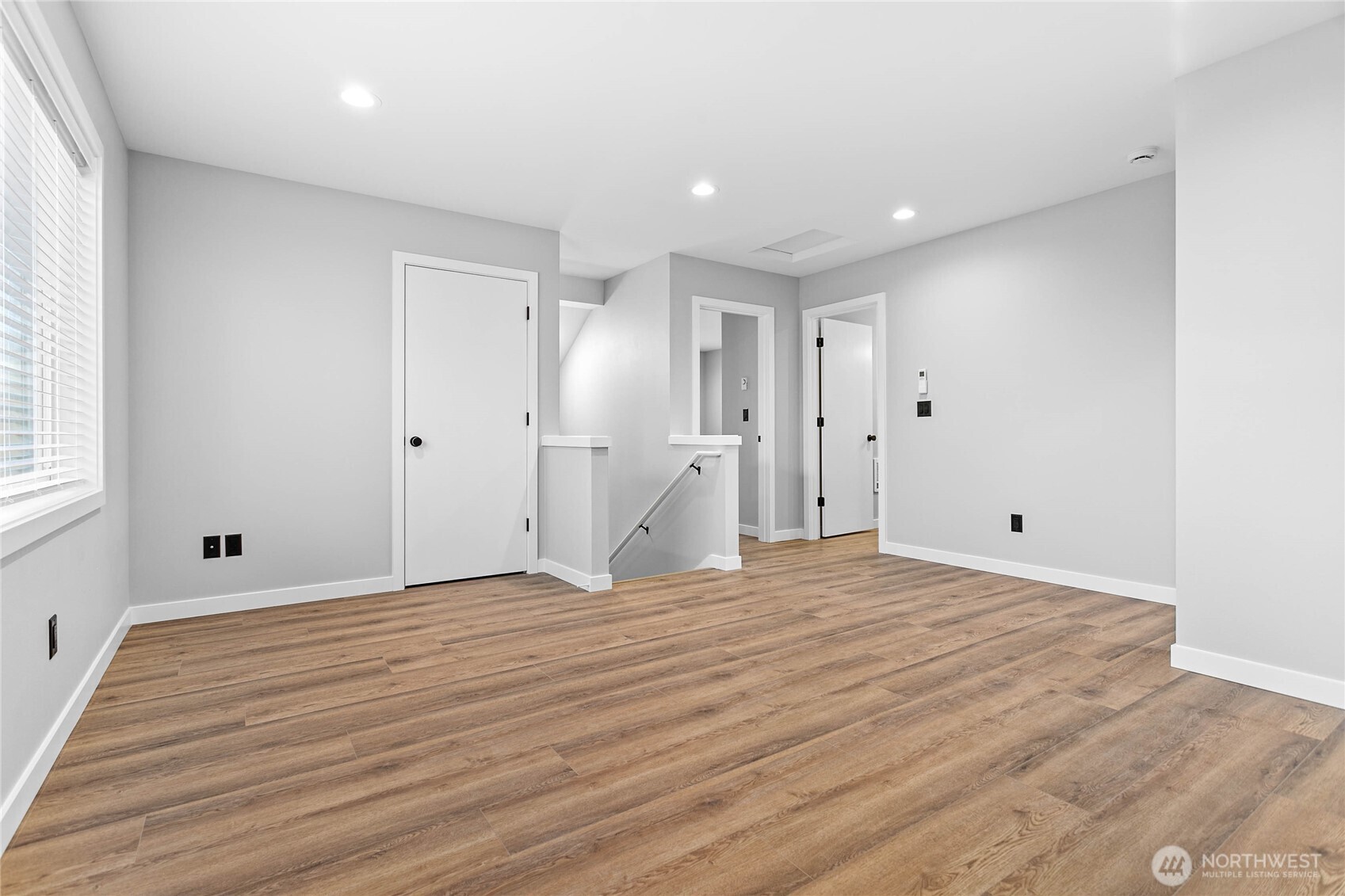 110 Baker Street A & B Property Photo 22