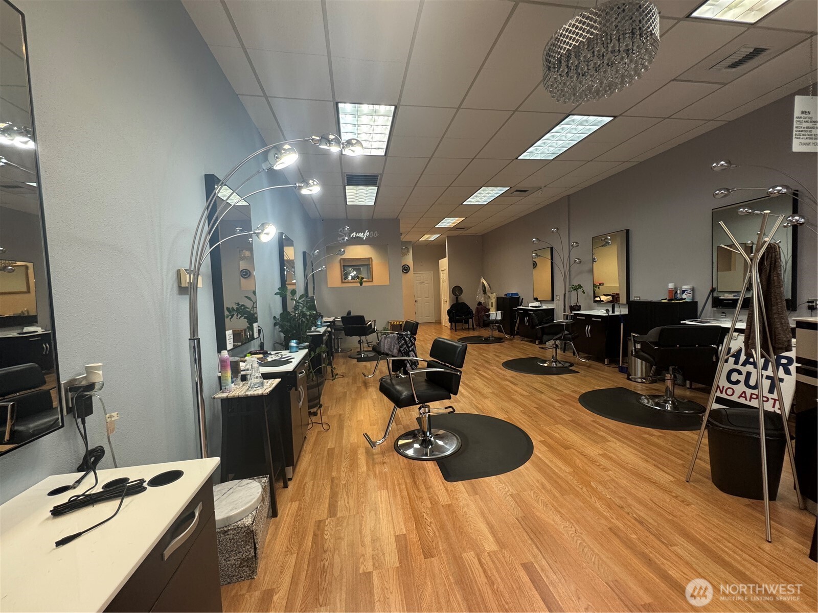 2495410 Property Photo 1
