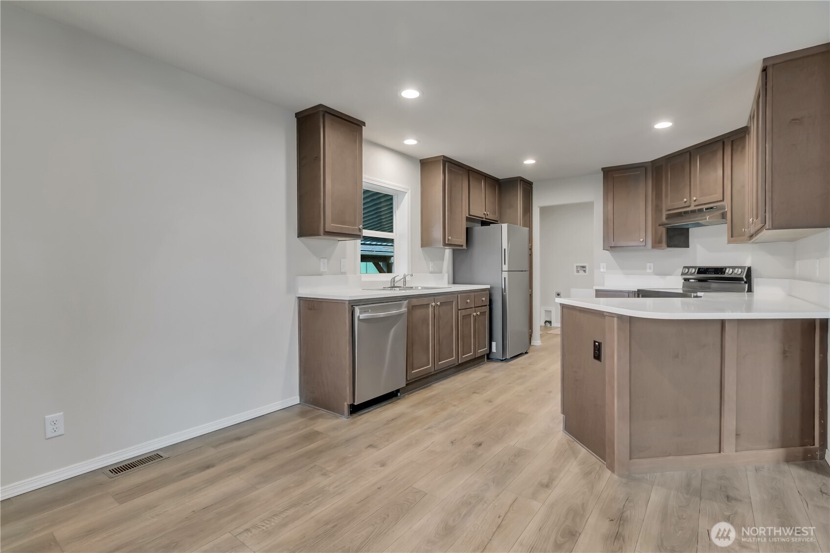 1111 Archwood Drive 341 Property Photo 12
