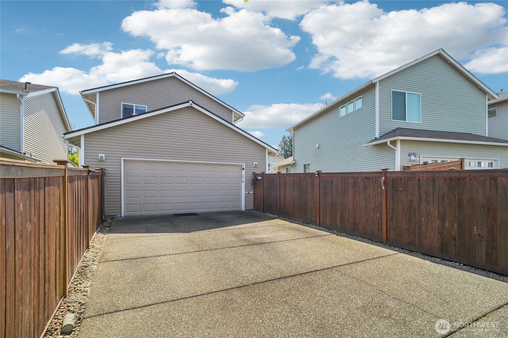 5377 Timber Ridge Drive Property Photo 18