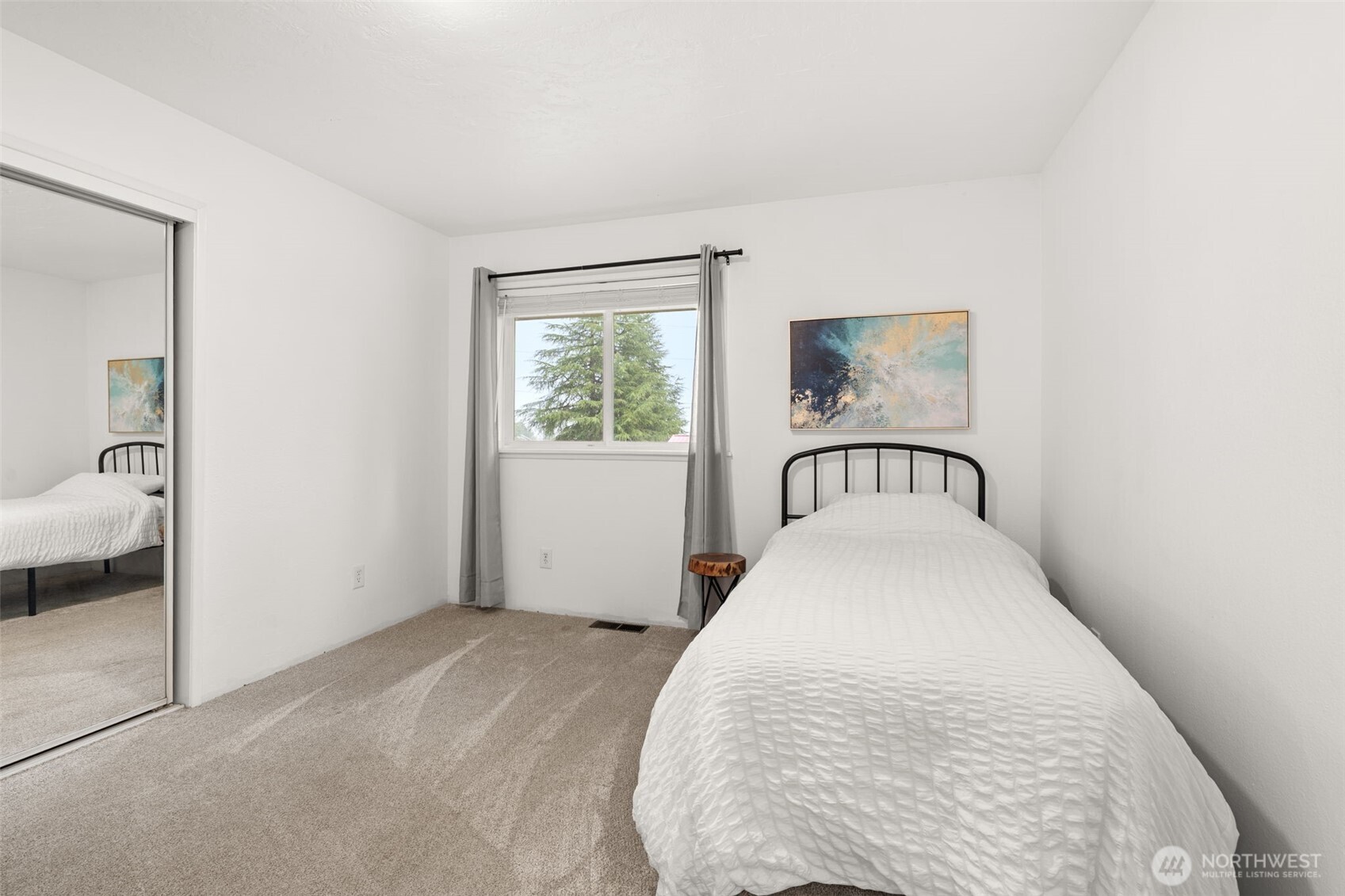 1346 W Third Street Property Photo 17