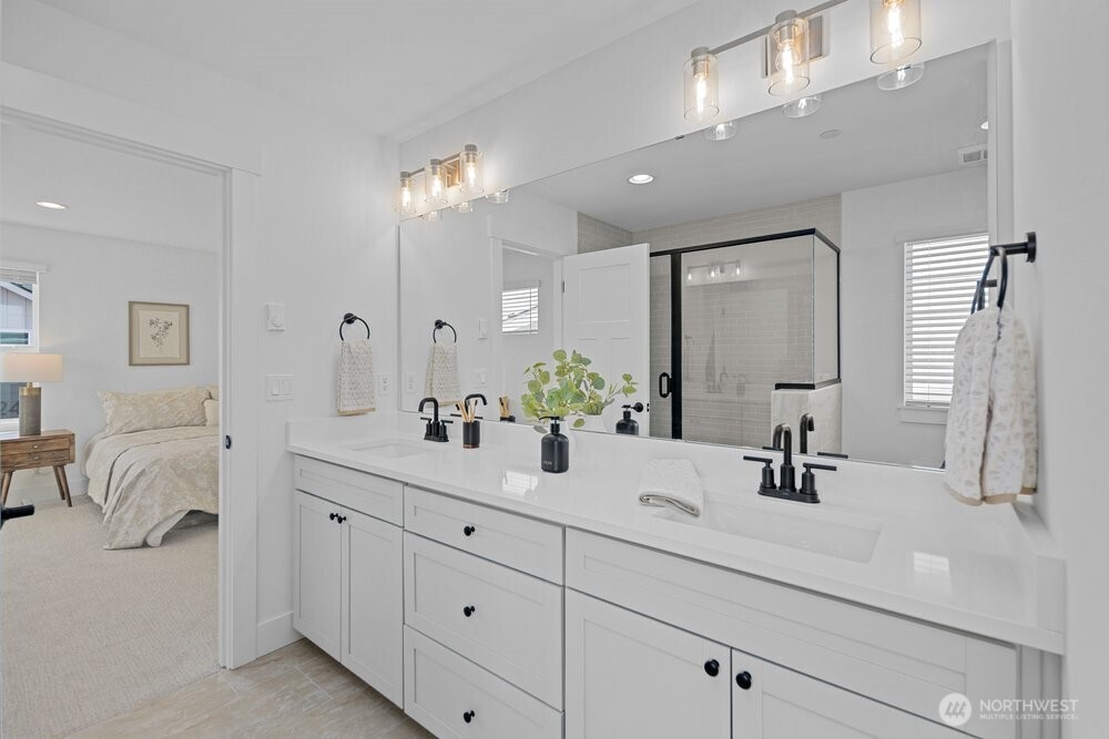 16 160th Place Property Photo 19