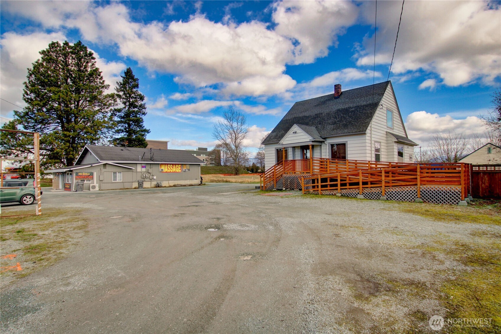 1760 S Burlington Boulevard Property Photo 1