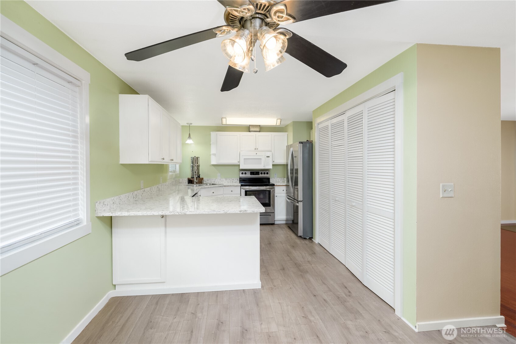 1717 S F Street Property Photo 9