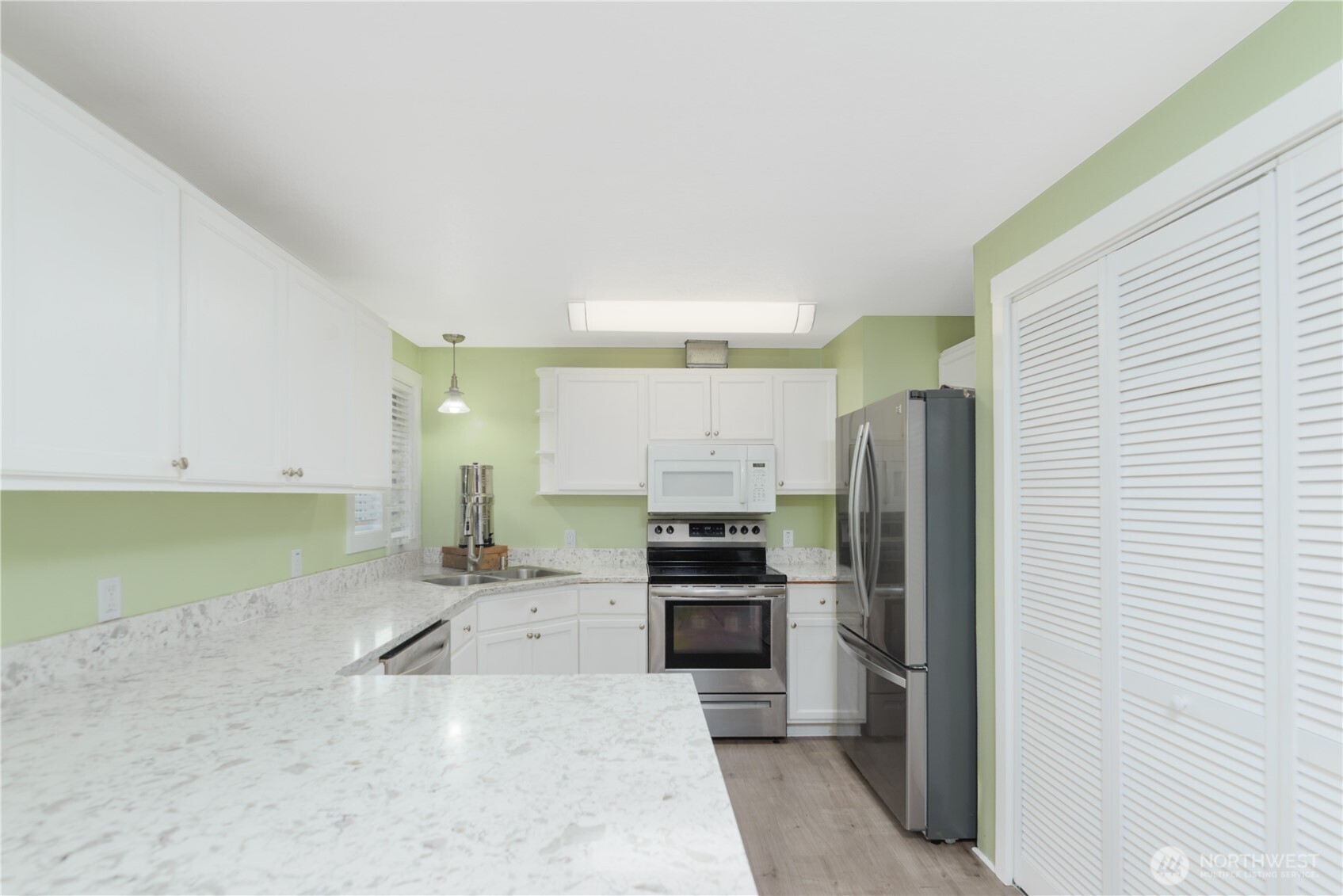 1717 S F Street Property Photo 10