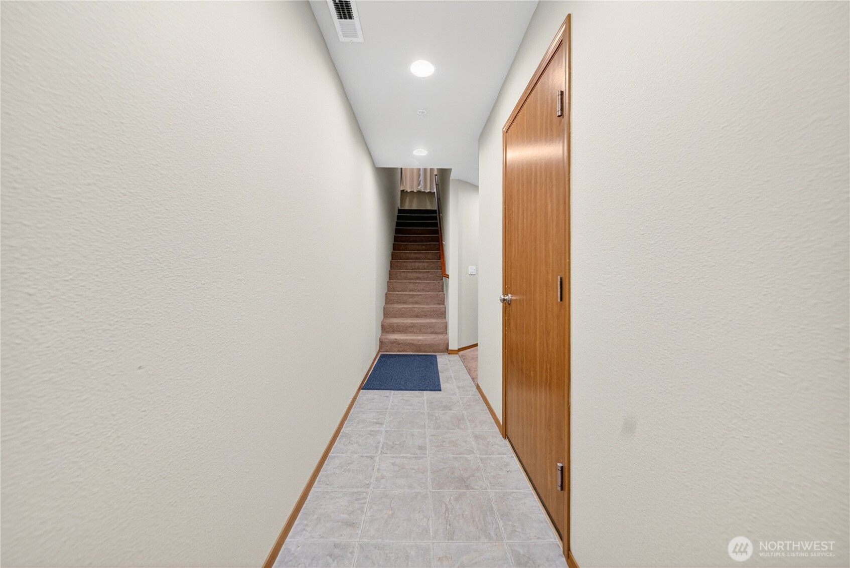 17813 79th Avenue Ct Property Photo 3