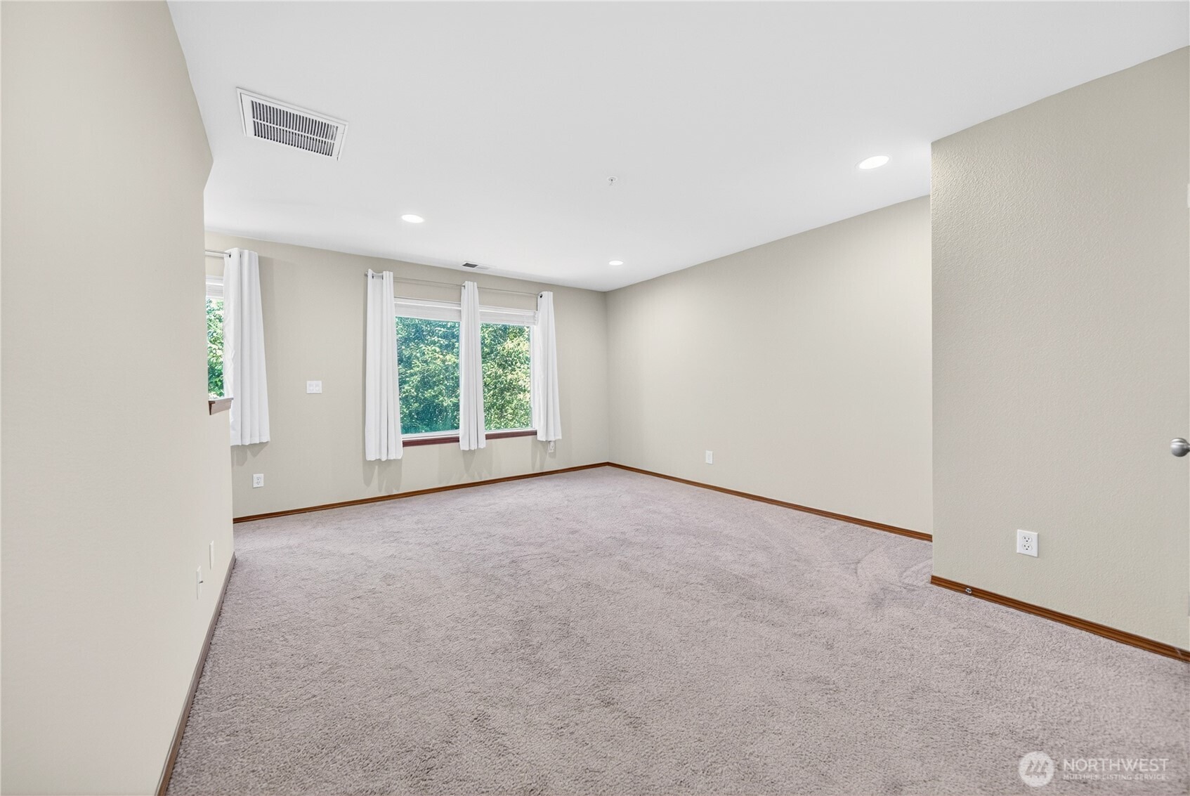 17813 79th Avenue Ct Property Photo 9
