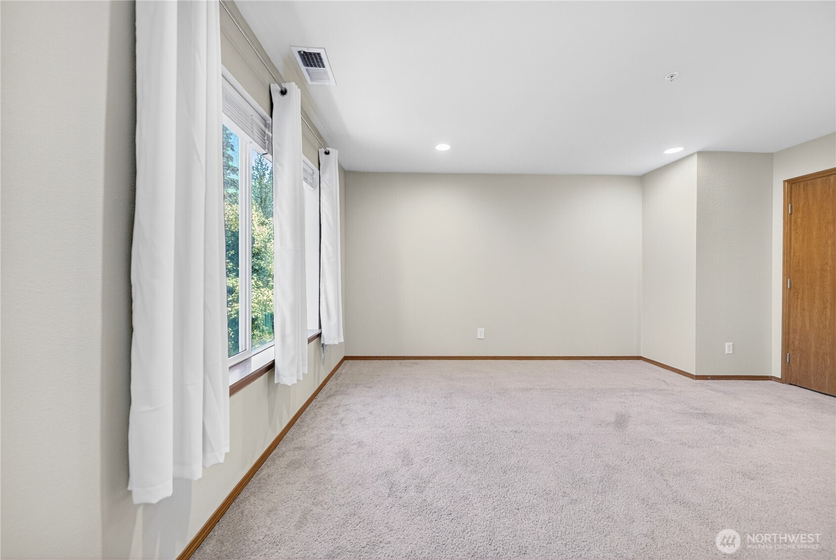 17813 79th Avenue Ct Property Photo 10
