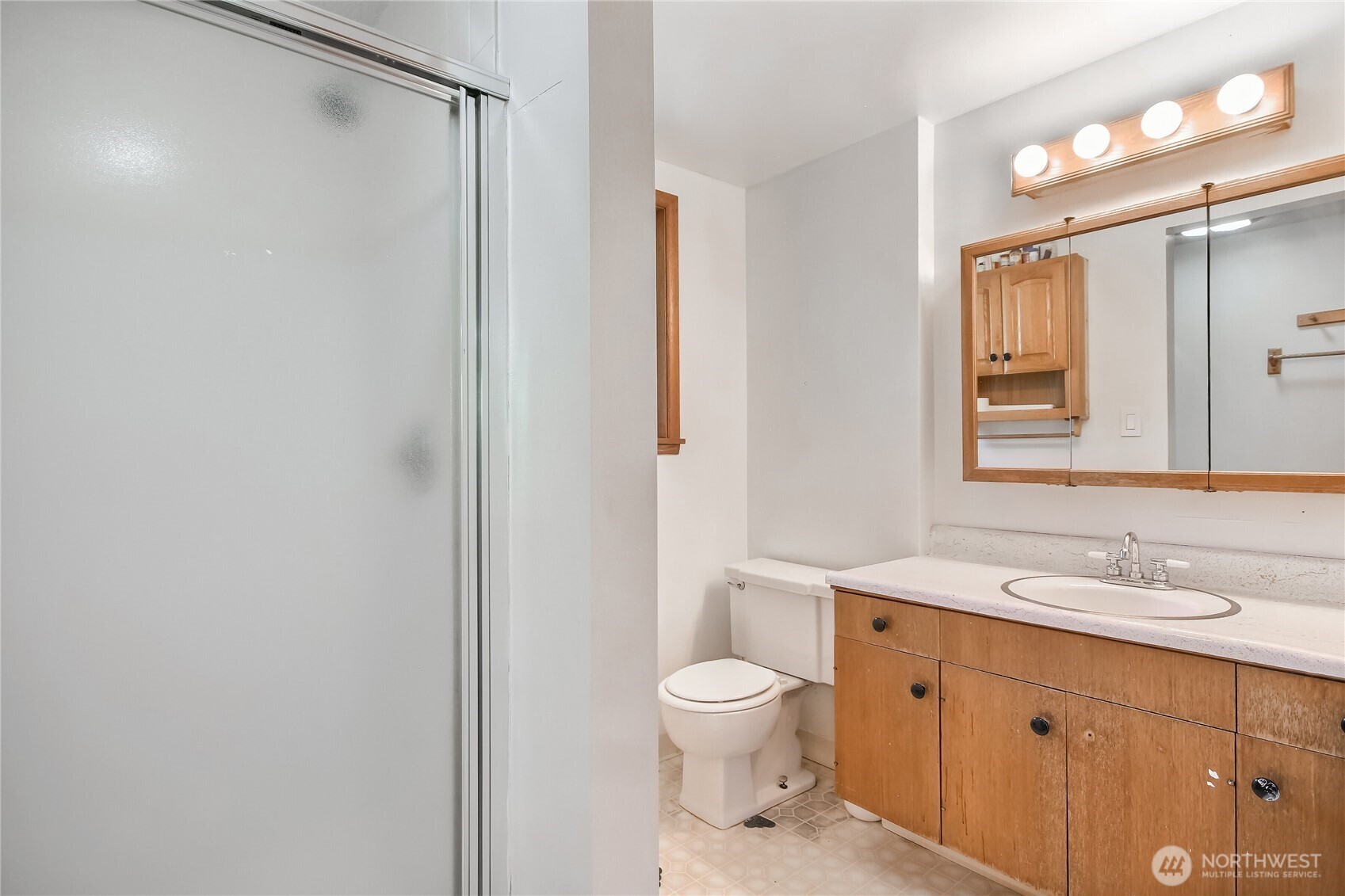 6902 Mount Tacoma Drive Property Photo 23