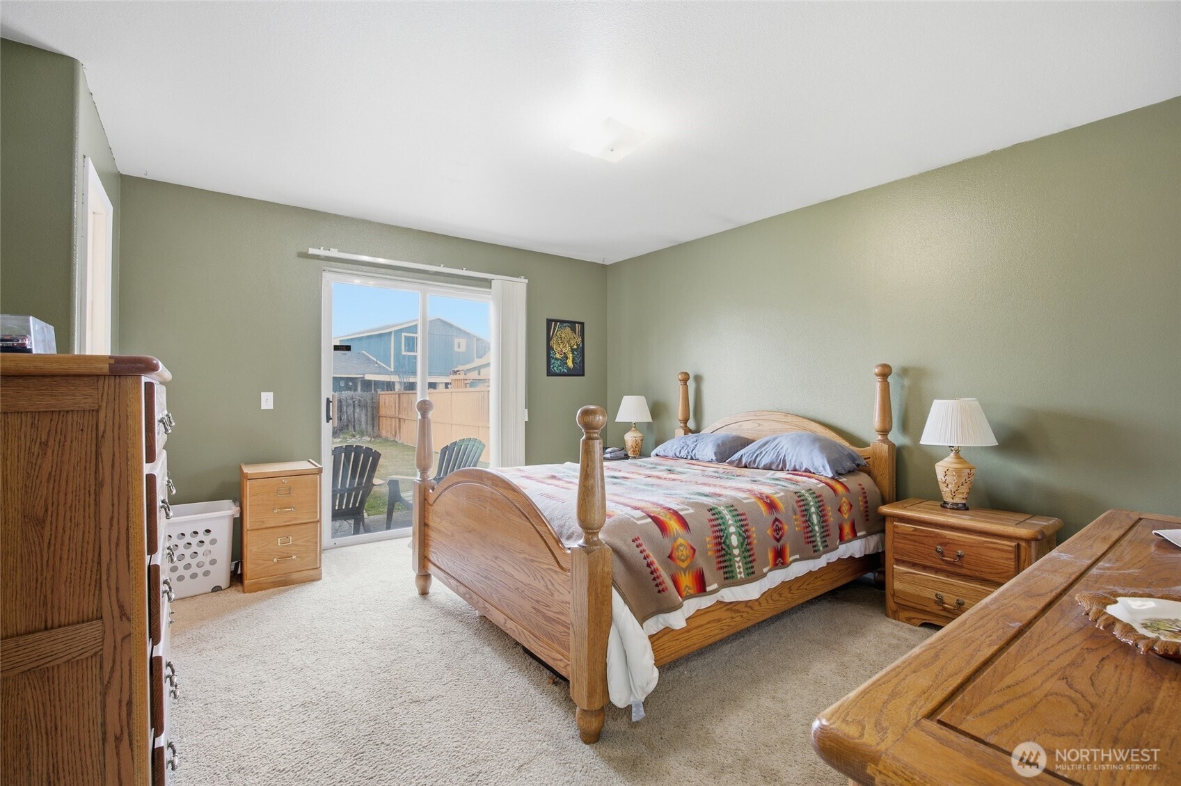 112 W Belmont Avenue Property Photo 18