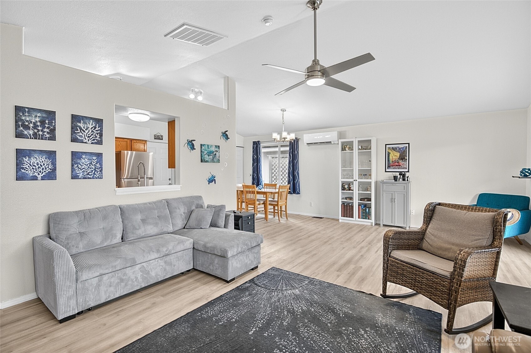 550 Canal Drive Property Photo 8