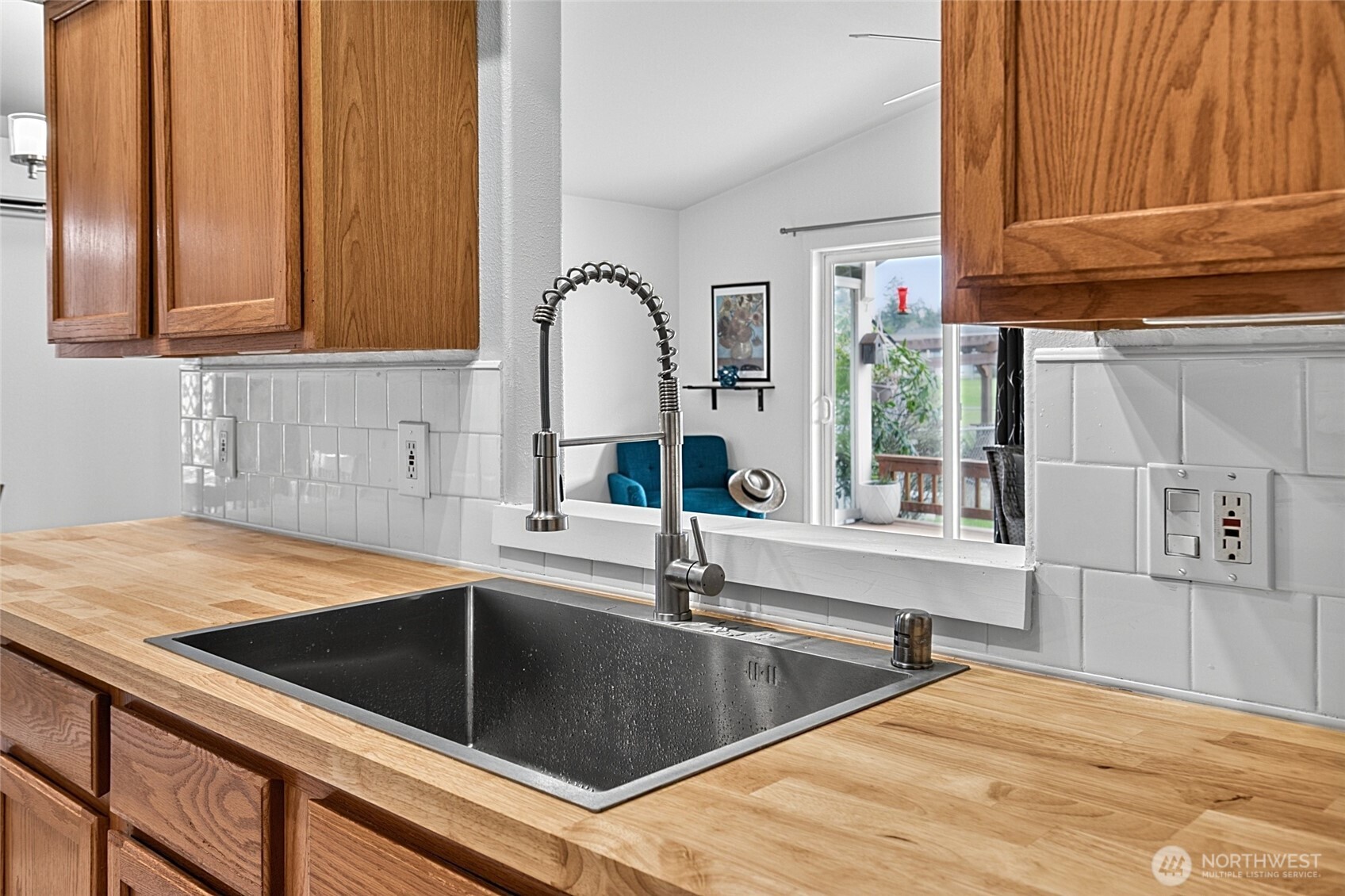 550 Canal Drive Property Photo 11