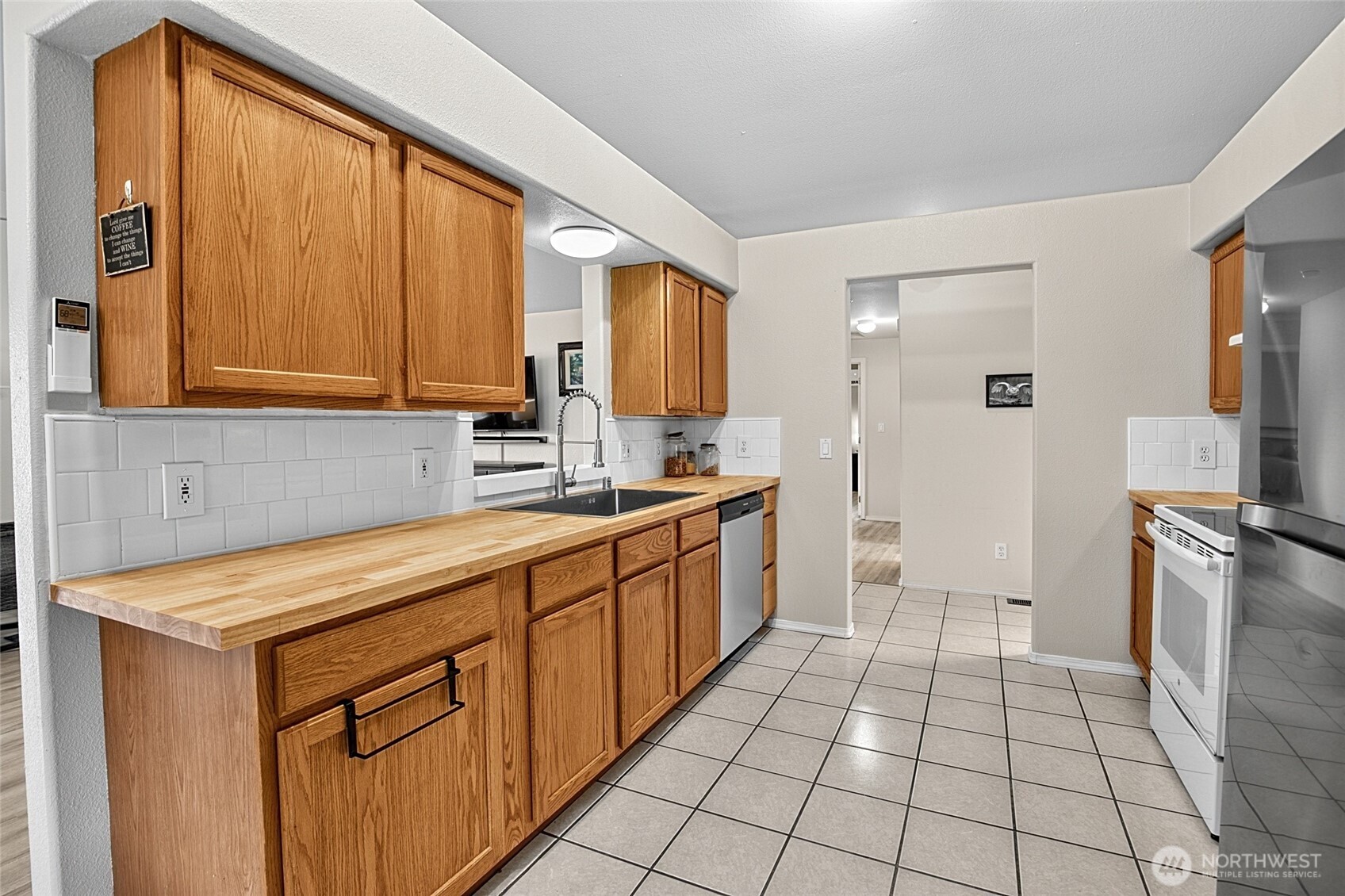 550 Canal Drive Property Photo 12