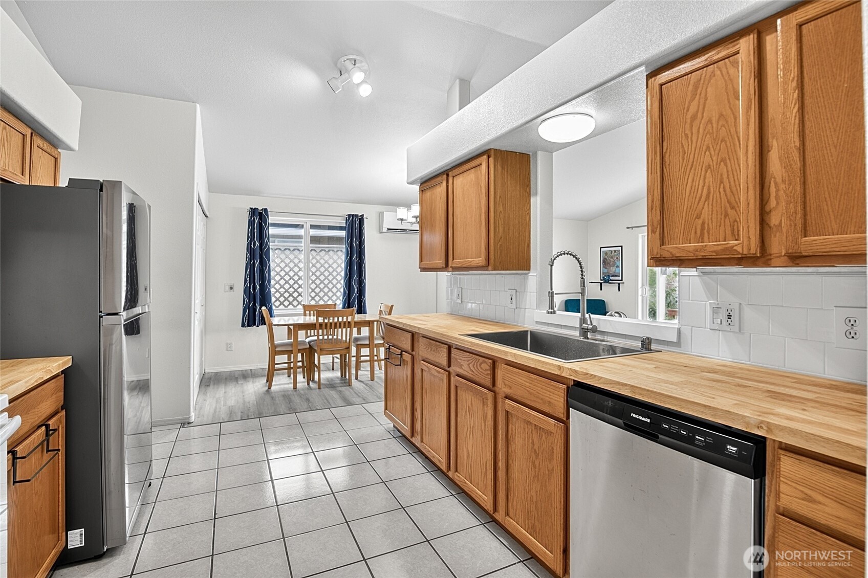 550 Canal Drive Property Photo 14