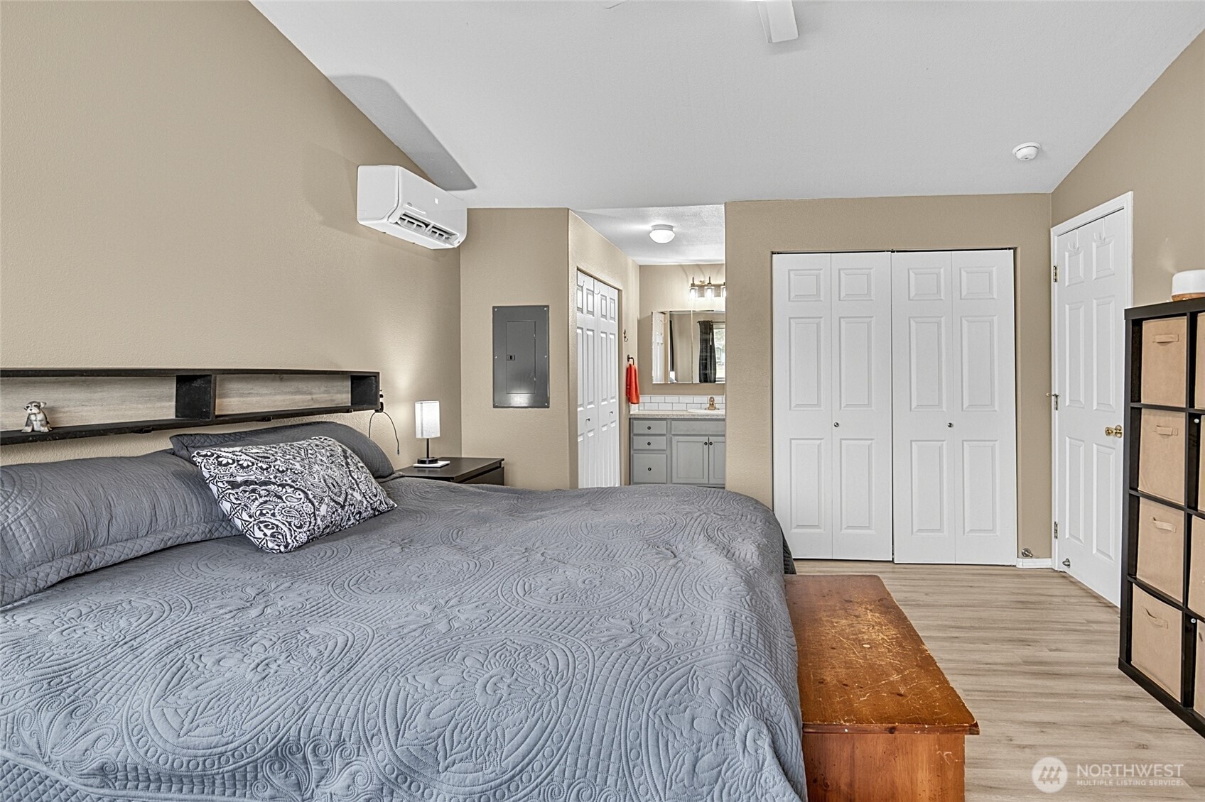 550 Canal Drive Property Photo 19