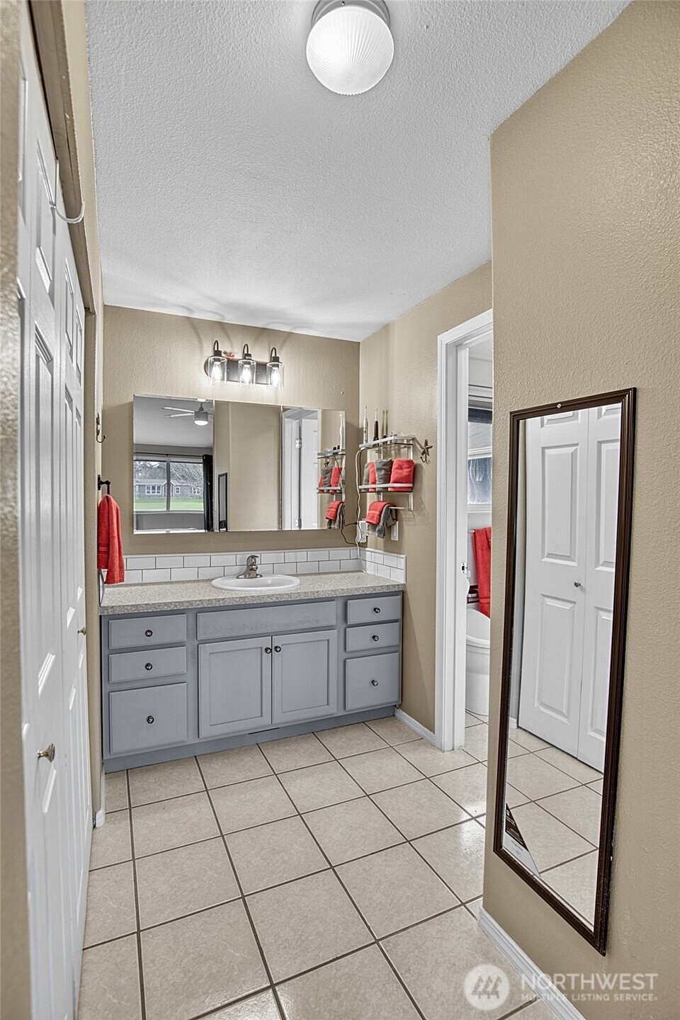 550 Canal Drive Property Photo 20