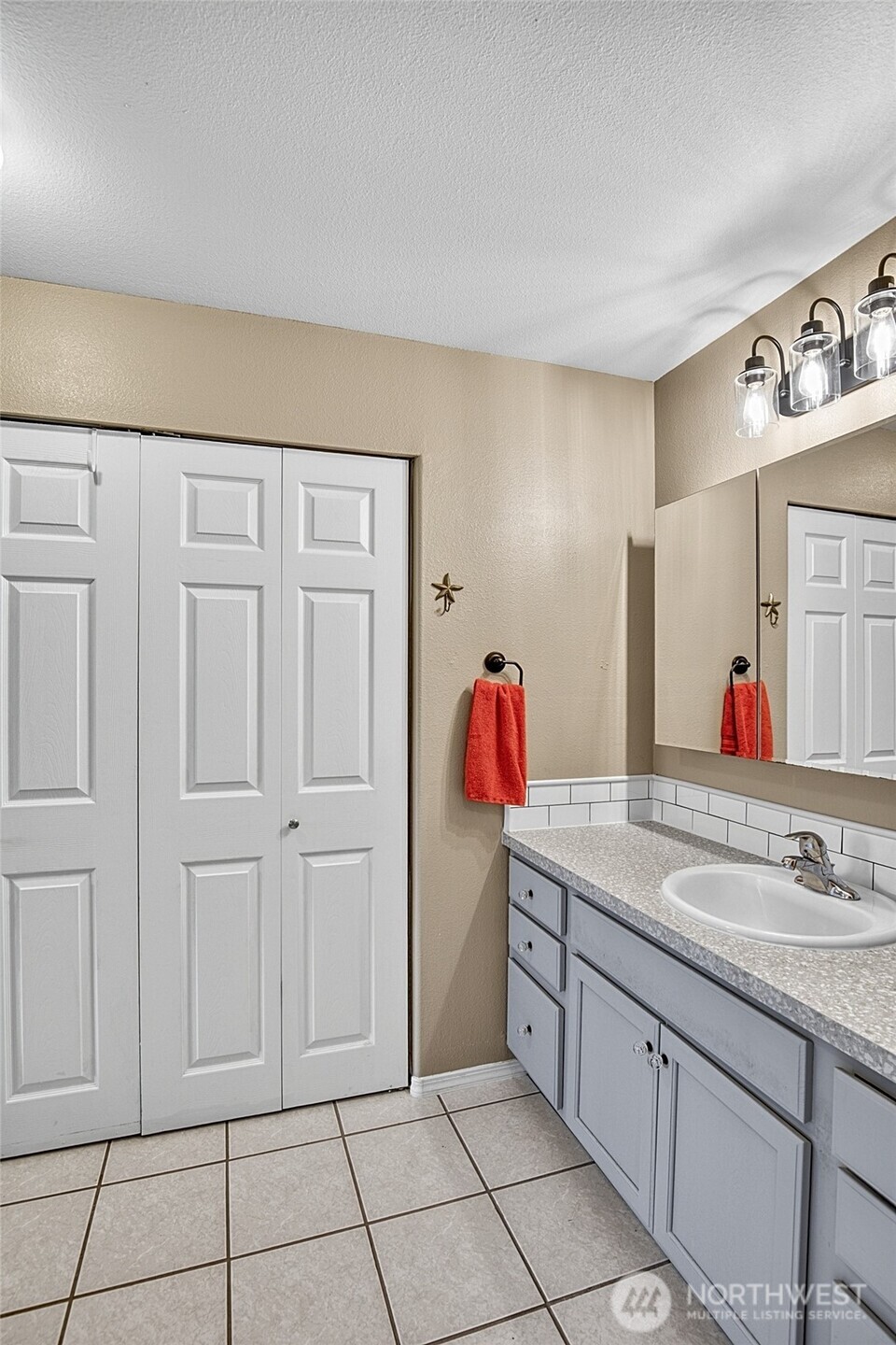 550 Canal Drive Property Photo 22