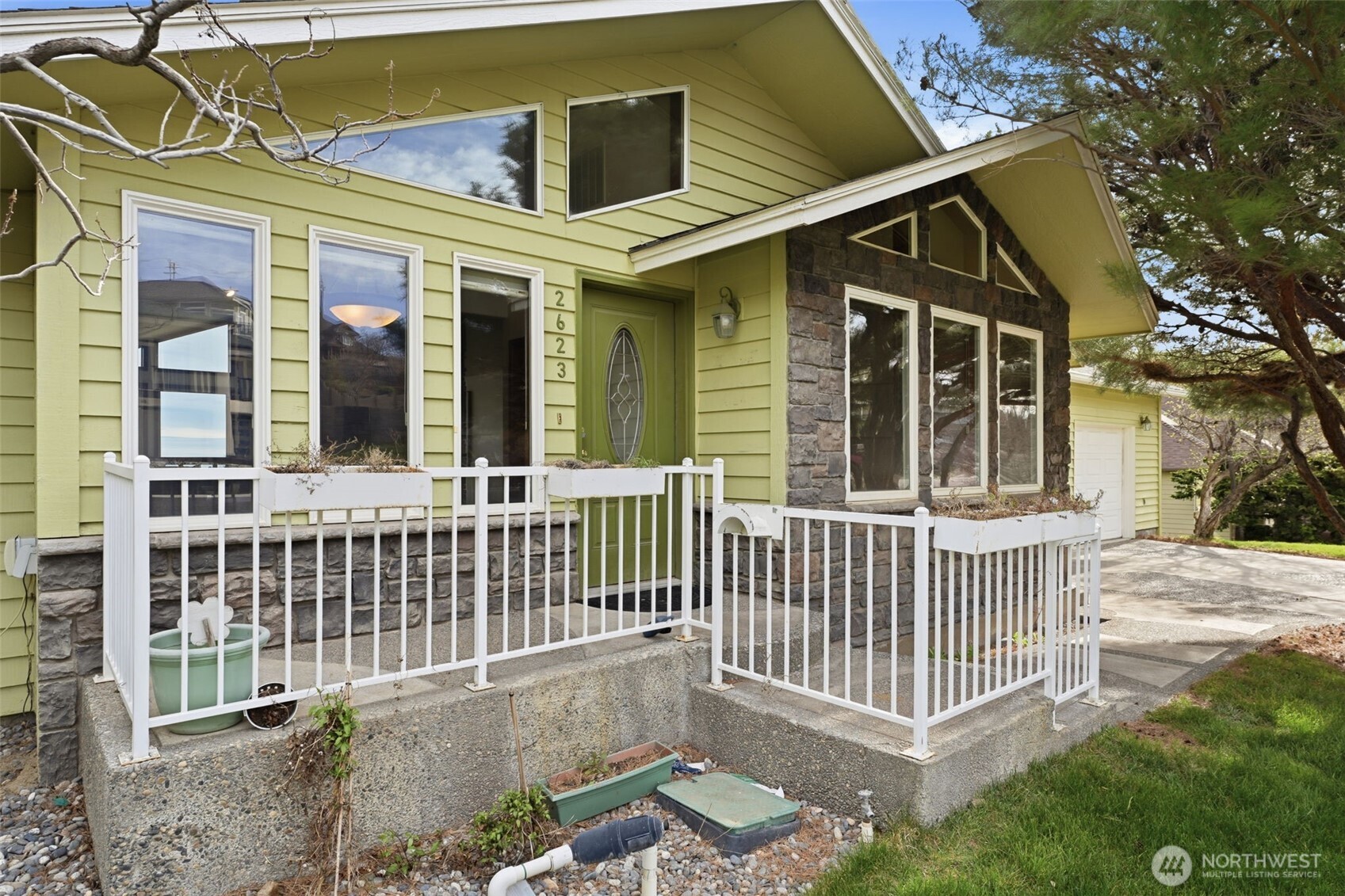 2623 S Kellog Street Property Photo 4