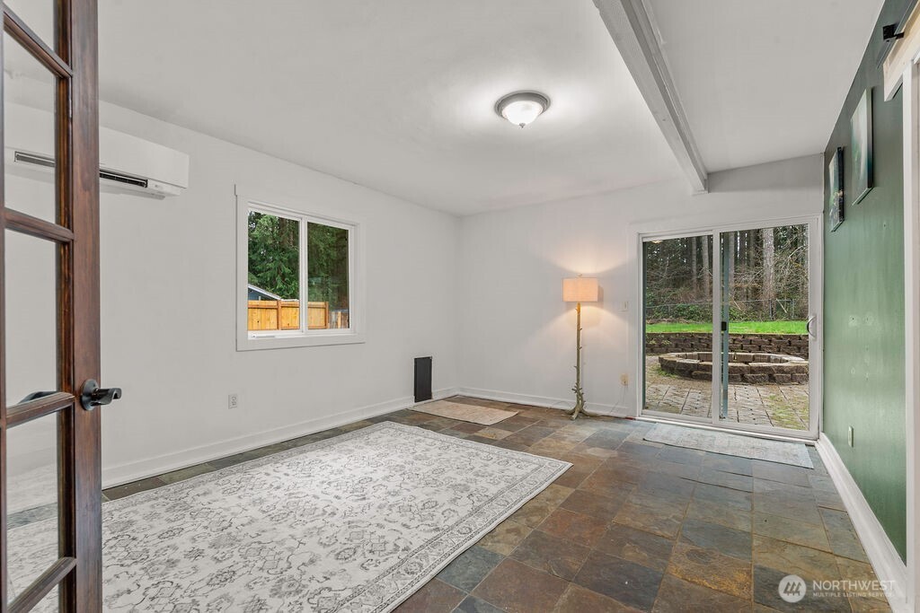 13816 Easy Street Property Photo 11