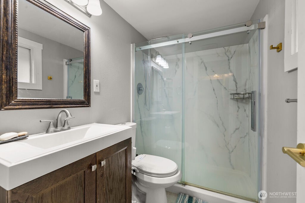 13816 Easy Street Property Photo 15