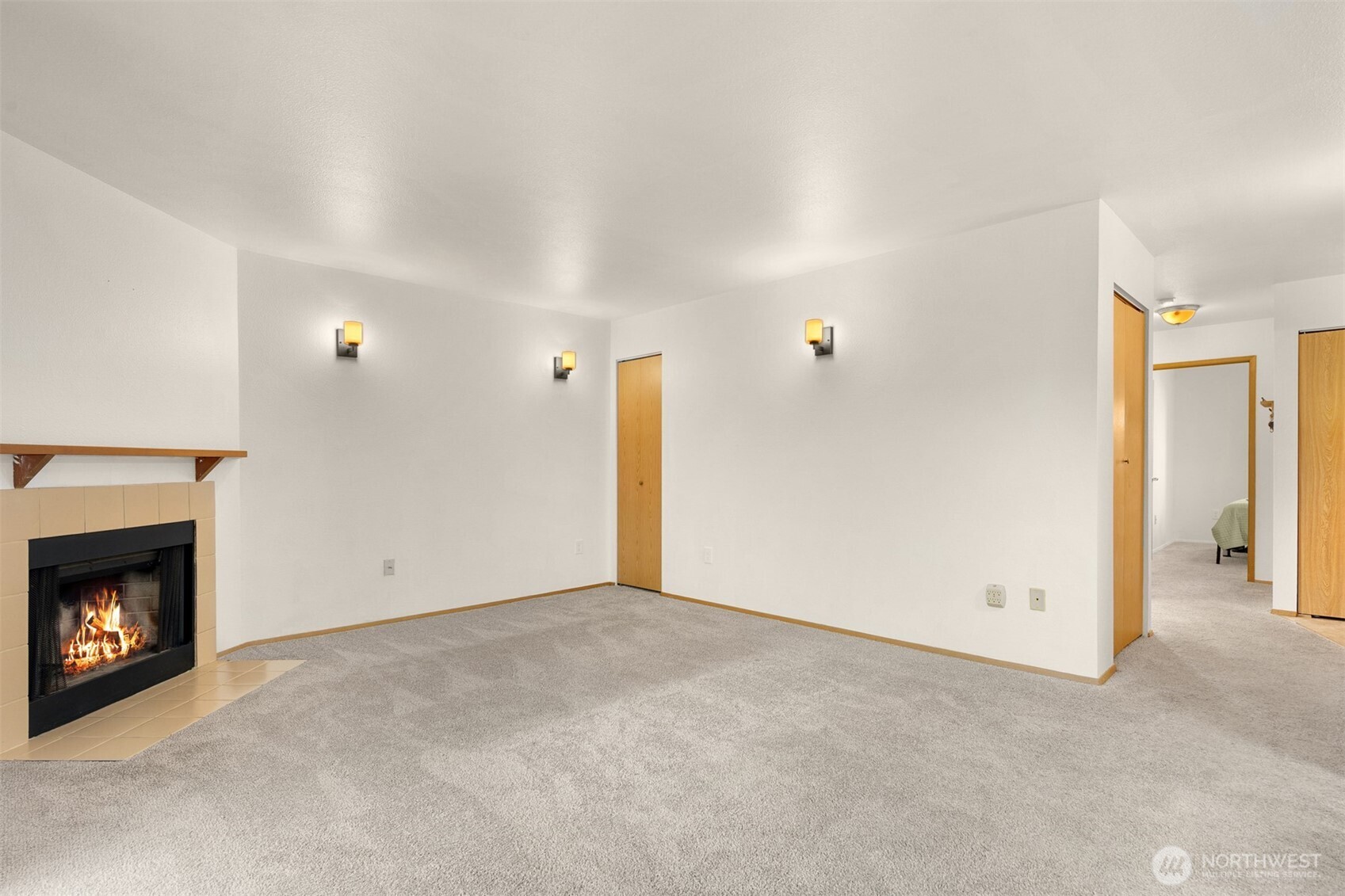 18200 73rd Avenue B103 Property Photo 6
