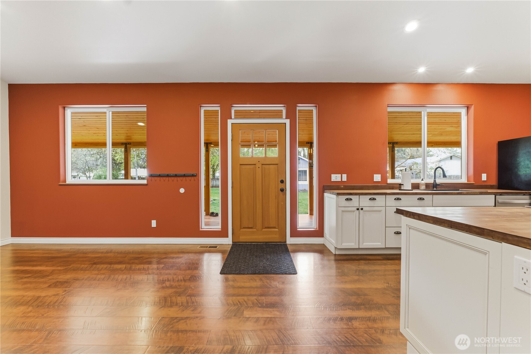 5119 Regan Road Property Photo 6