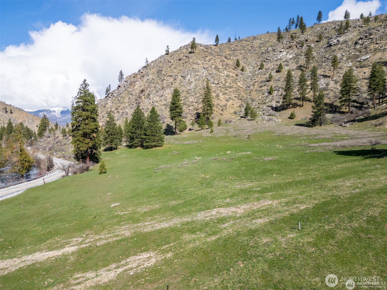 12 Mile Entiat River Road Property Photo 5