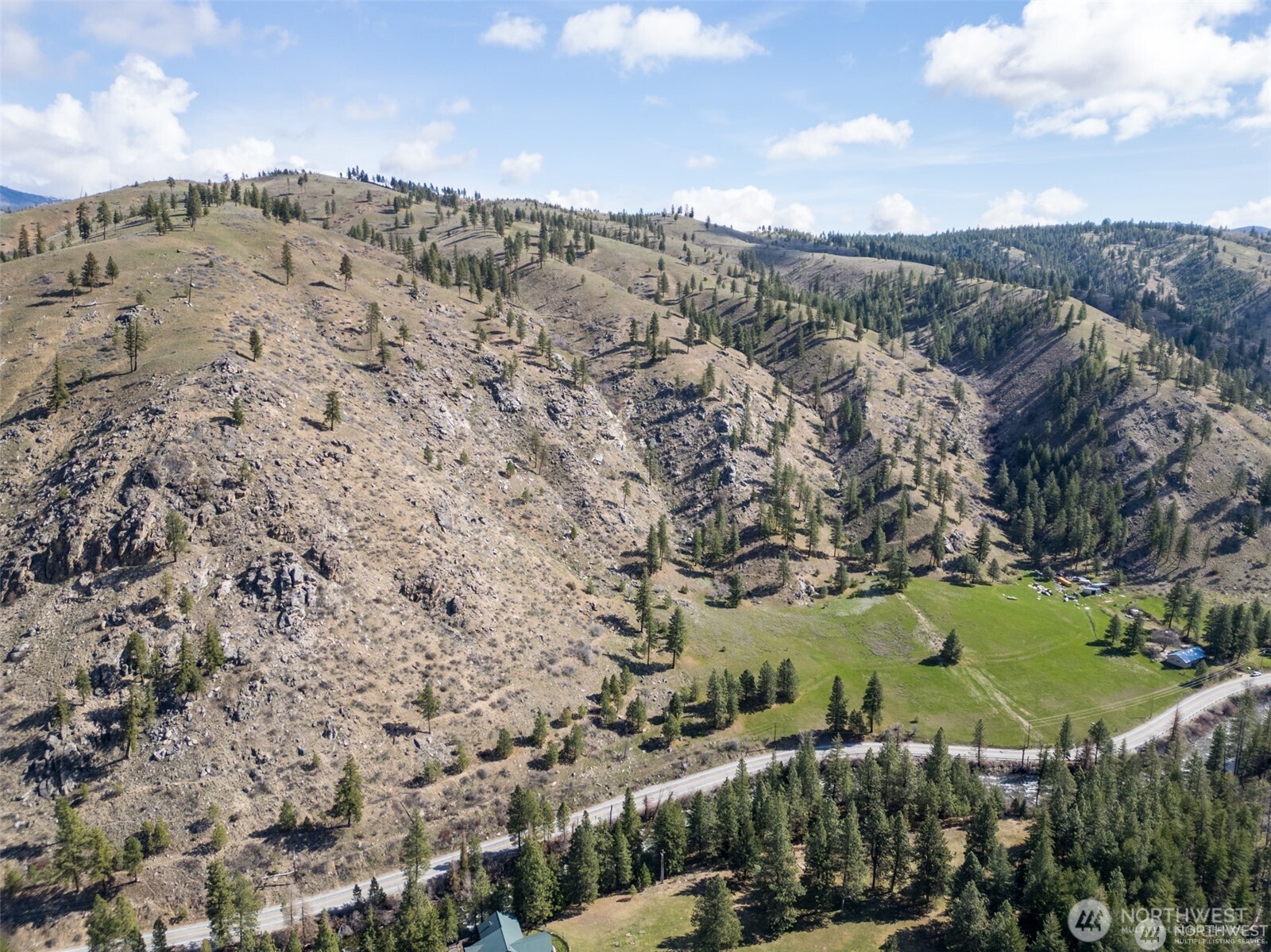 12 Mile Entiat River Road Property Photo 8