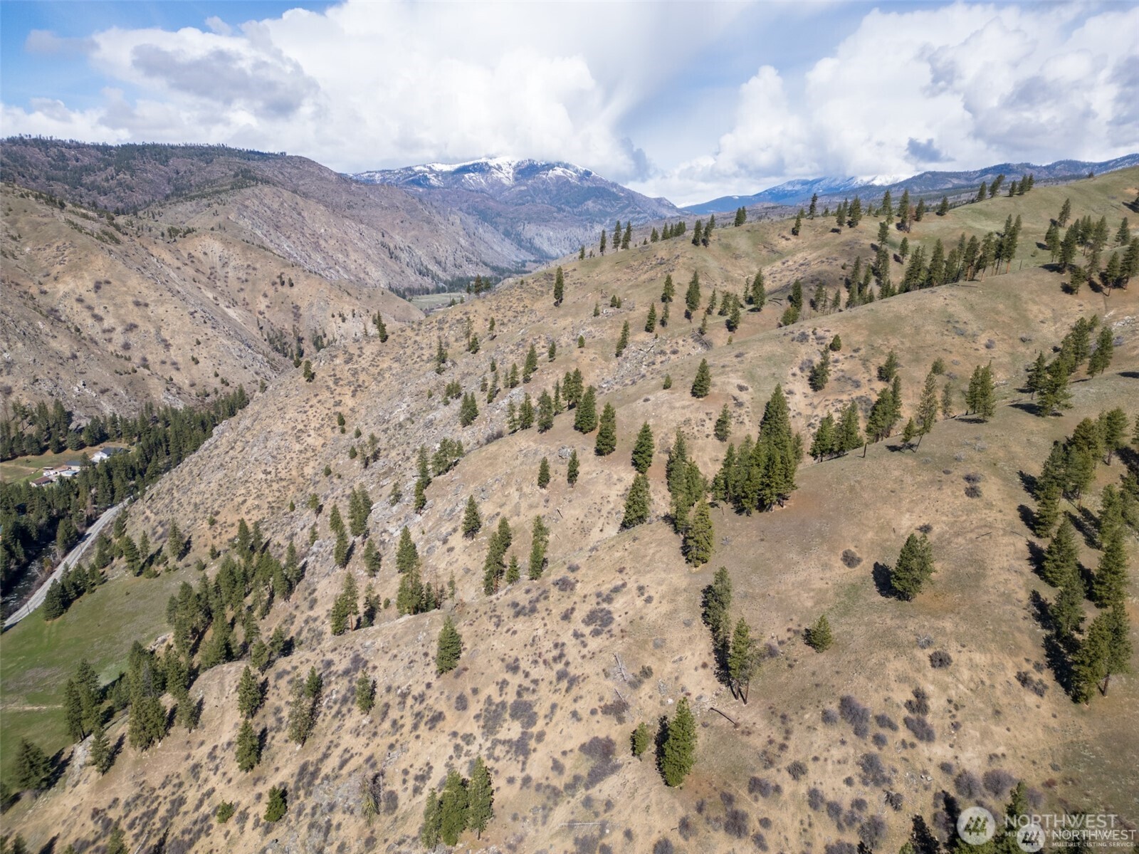 12 Mile Entiat River Road Property Photo 18