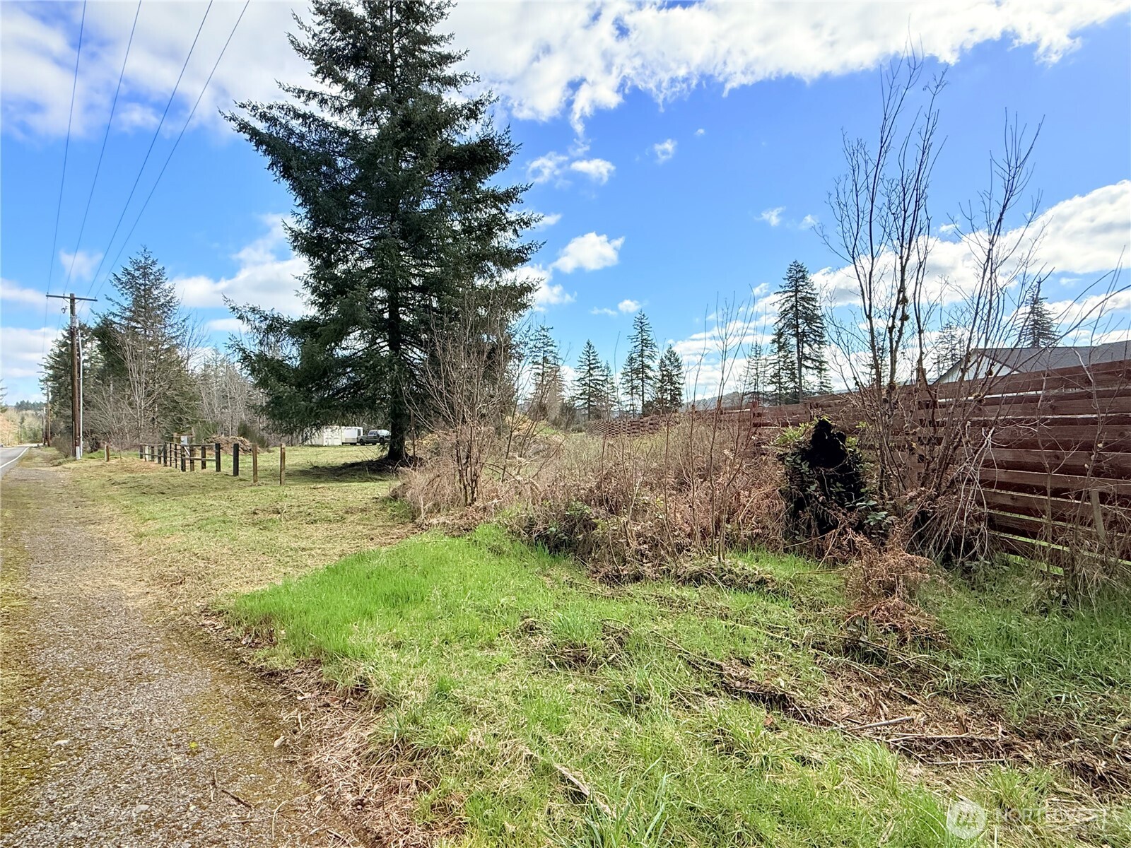 2126 Spencer Road Property Photo 11