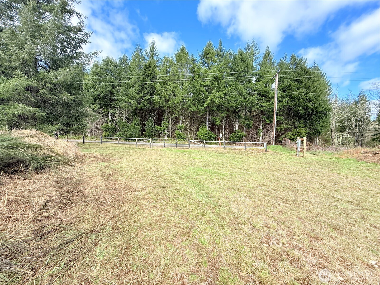 2126 Spencer Road Property Photo 13