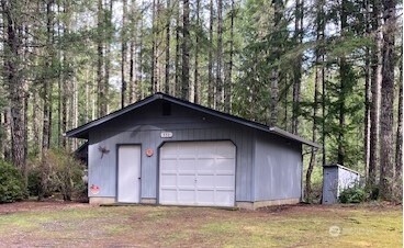 531 N Mountain View Drive Property Photo 2